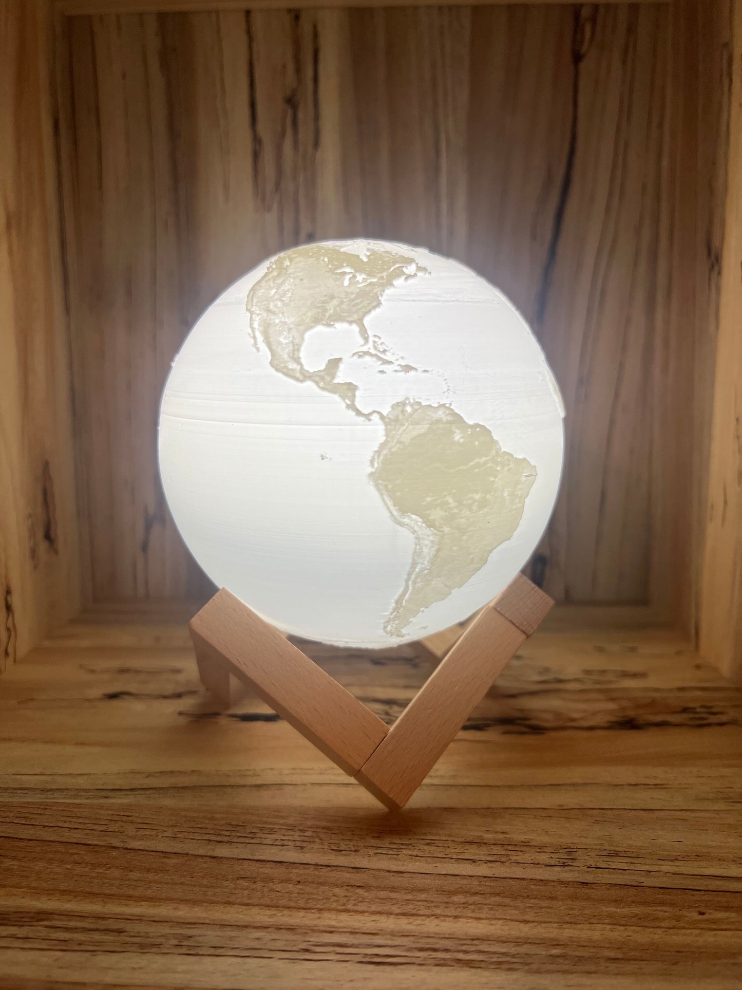 3D Printed Light Up Planet Globes