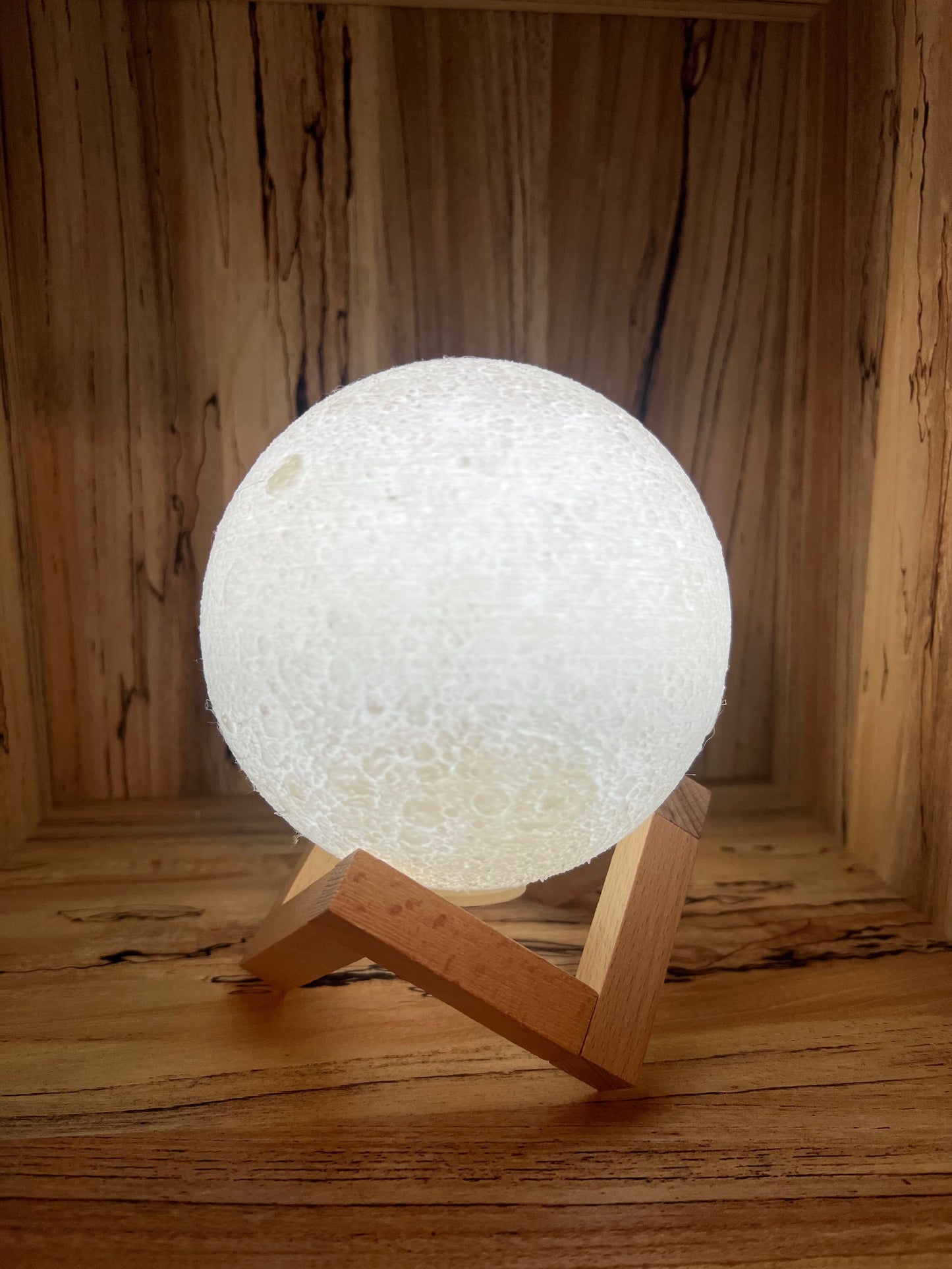 3D Printed Light Up Planet Globes