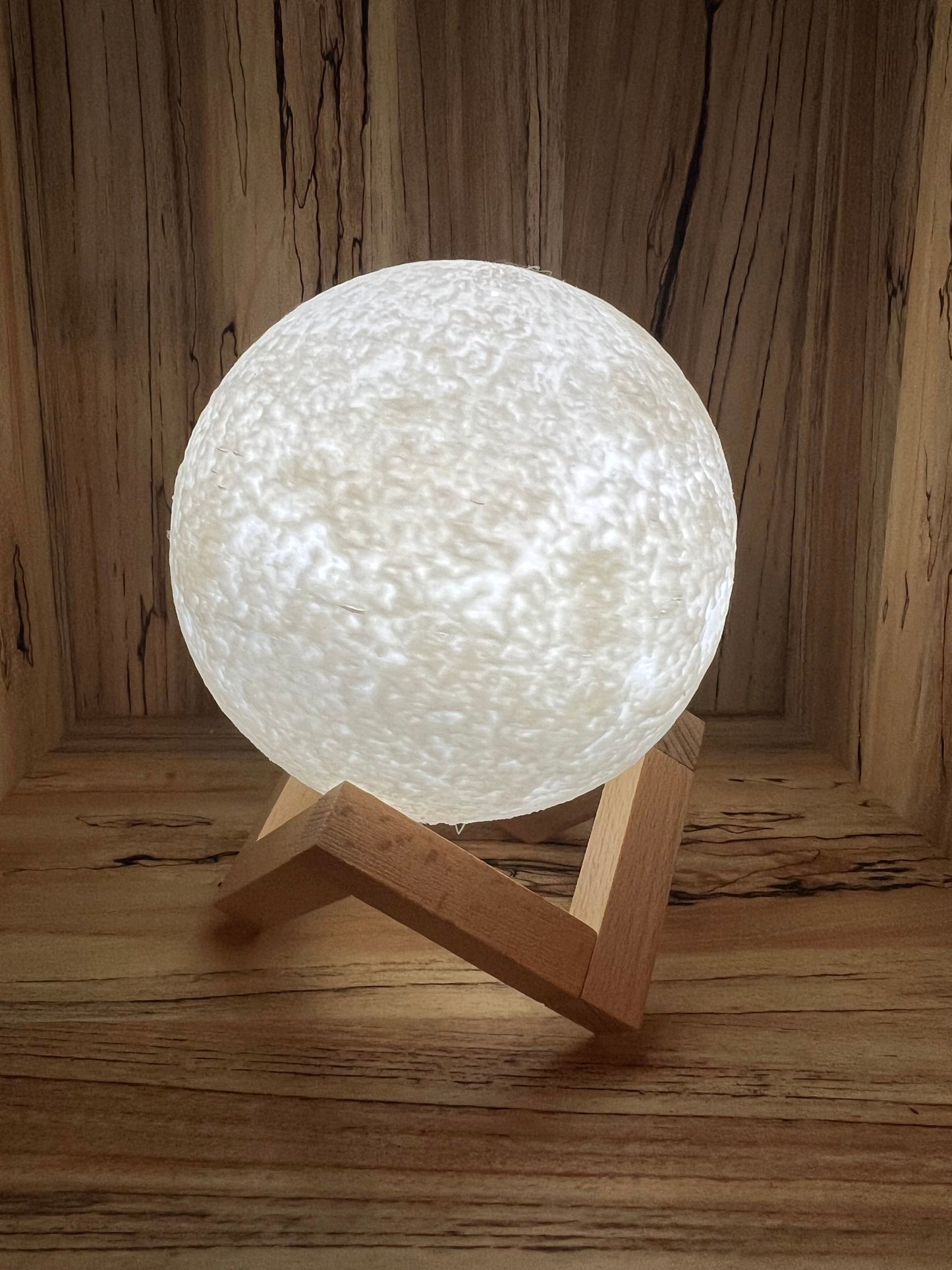 3D Printed Light Up Planet Globes