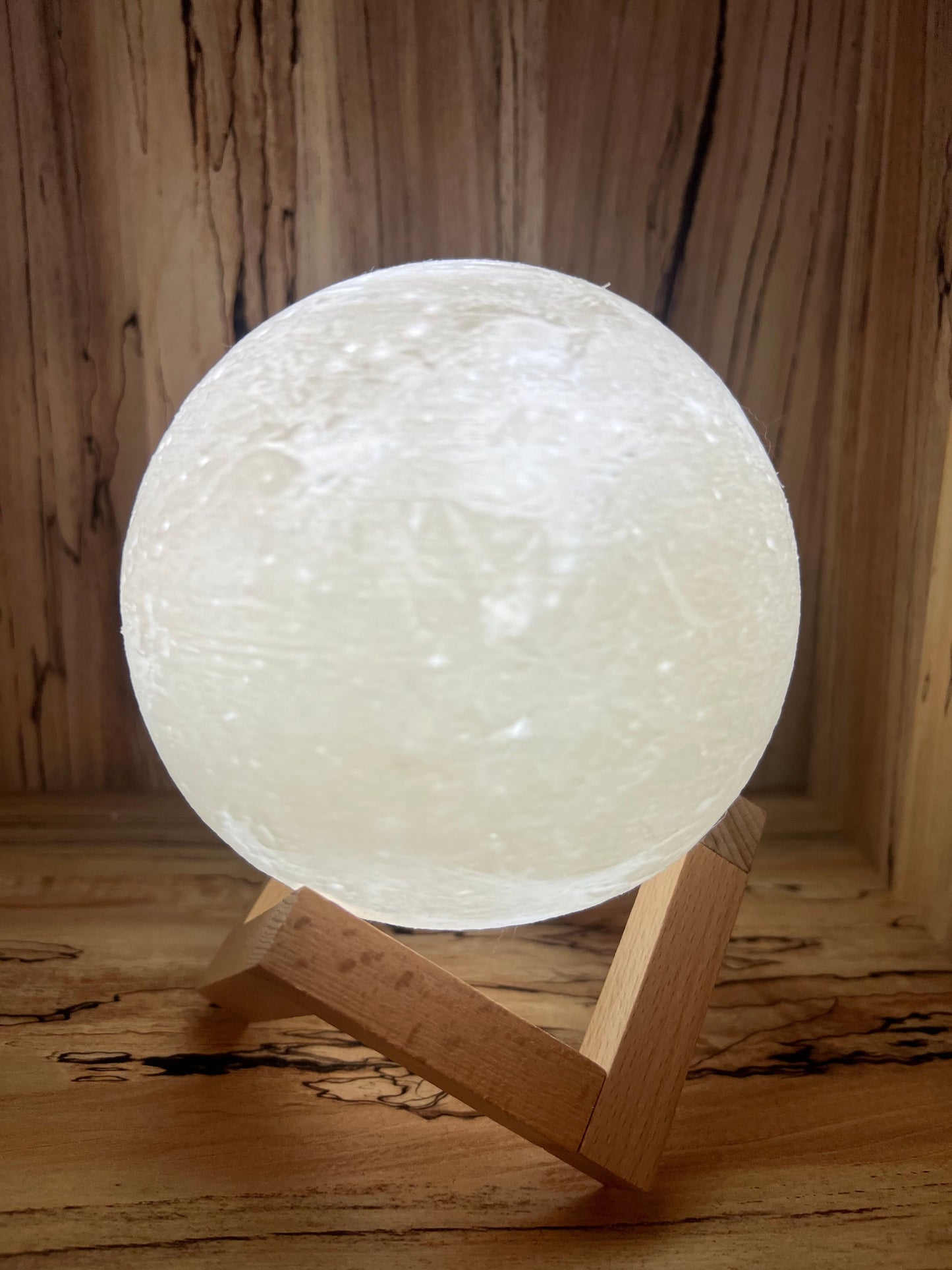 3D Printed Light Up Planet Globes