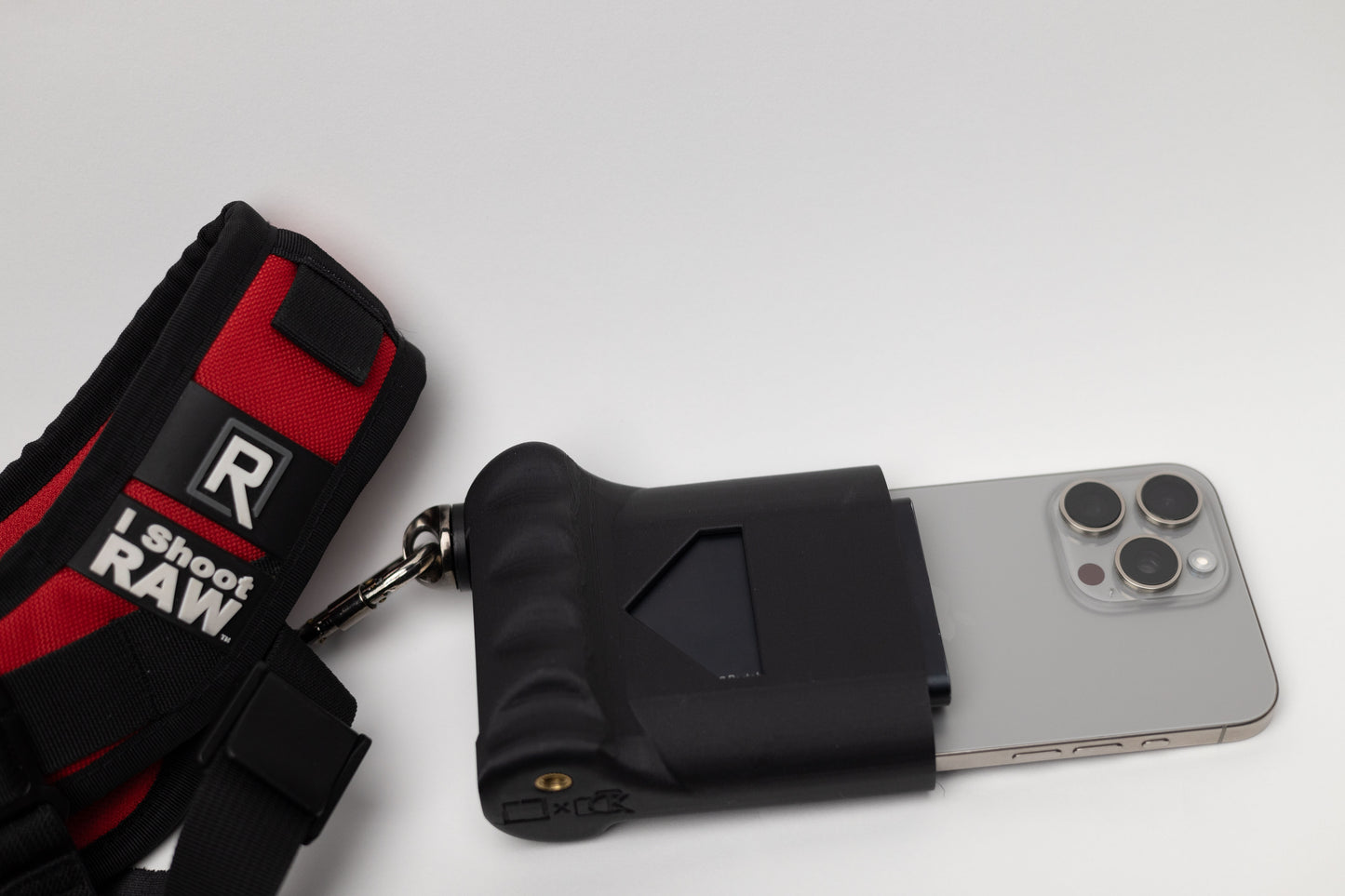 CineGrip for iPhone 15 Pro and Pro Max