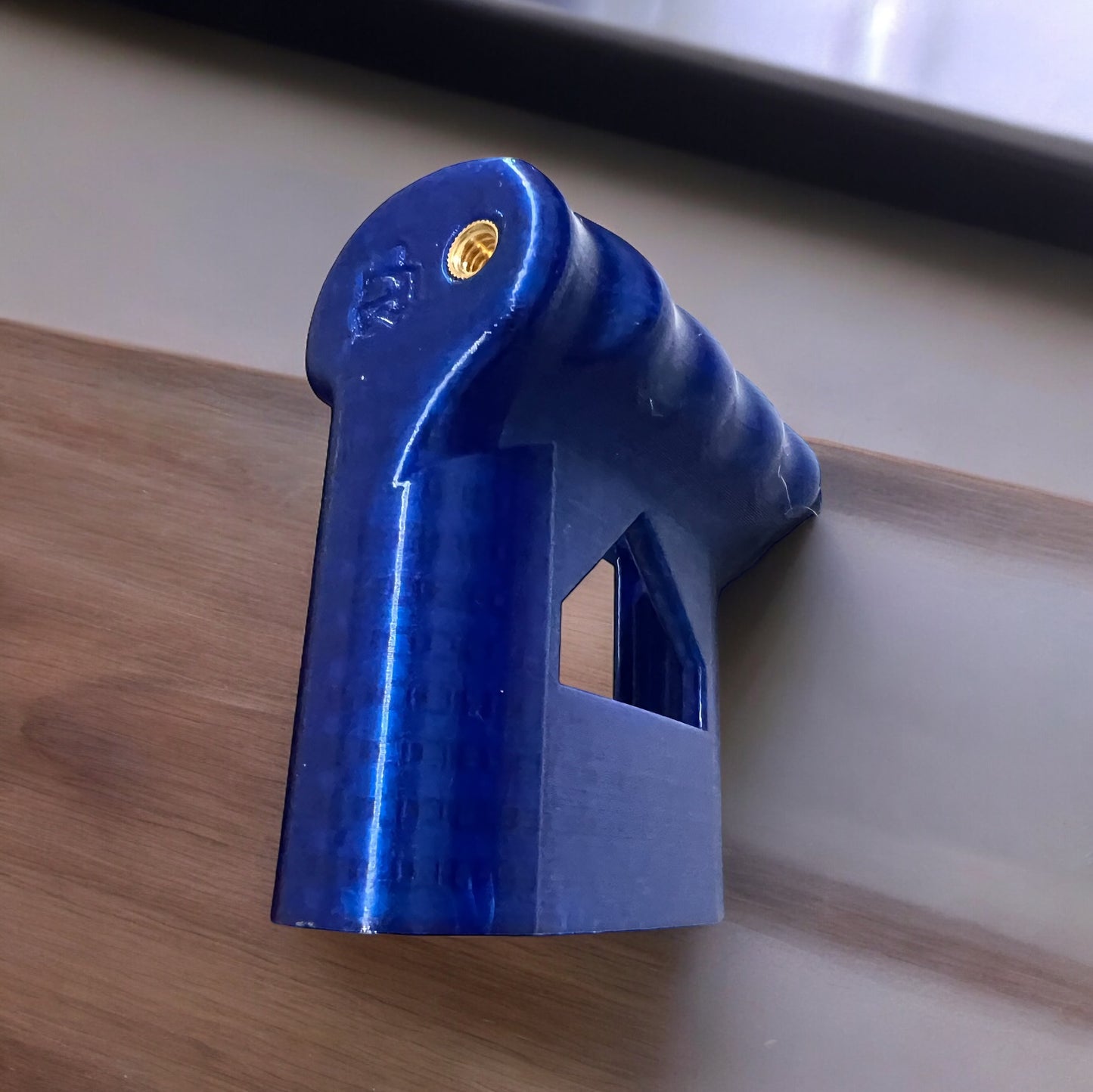 CineGrip for iPhone 15 Pro and Pro Max