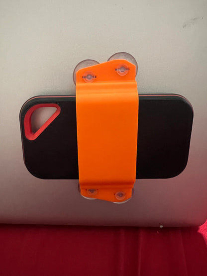 Space-Saving SSD Laptop Holder for Sandisk Extream Pro: Organize and Protect Your Sandisk Extreme, SSD Mounts Using Suction Cups.